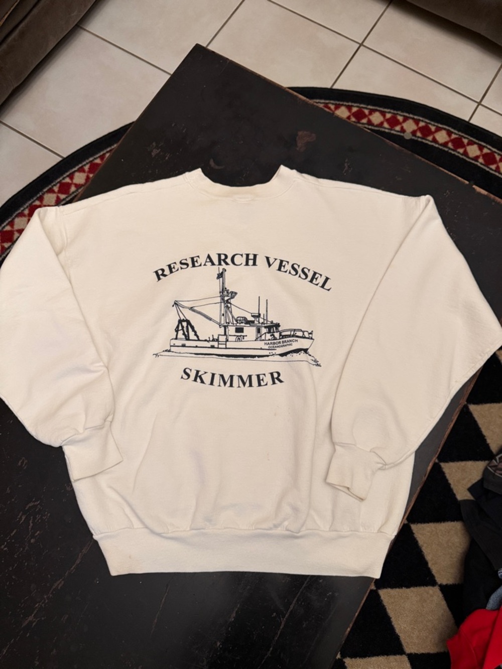 Vintage XL Hanes Crewneck Sweatshirt with Research Vessel Graphic Oceanographic